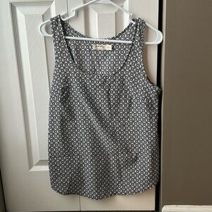 Women’s black & white tank top